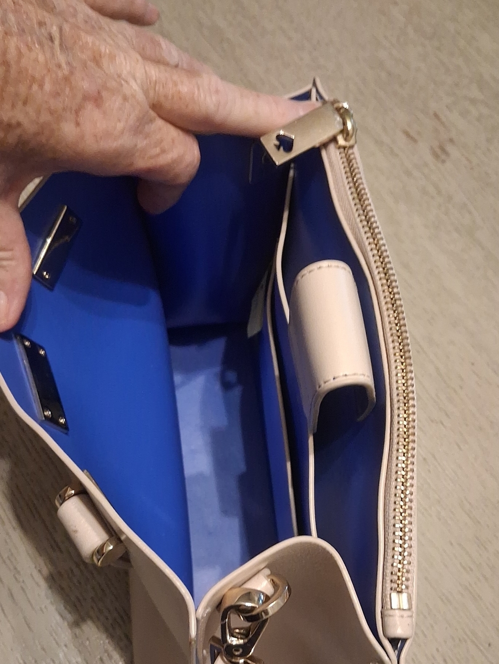 kate spade Cream & Blue Trim Purse.  NO BUNDLE DISCOUNT. FIRM PRICE - Picture 9 of 12
